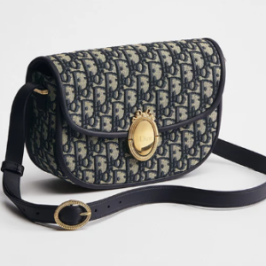 👜 DIOR | Bolso mediano Dior Médaillon con solapa