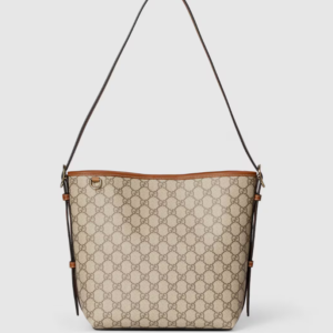 👜 Gucci | Bolso de hombro GG Emblem tamaño pequeño