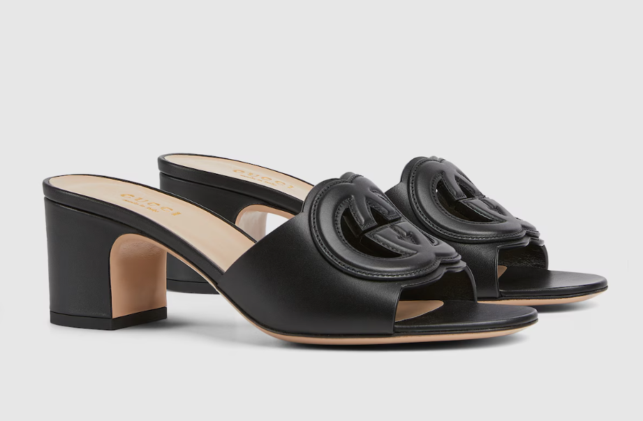 👜 Gucci | Sandalia tipo chancla GG entrelazada de mujer