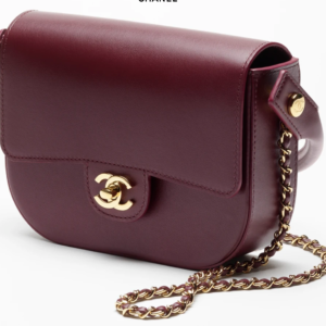 👜 CHANEL | Bolso pequeño con solapa y asa de mano