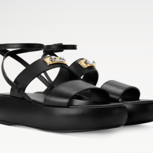 👜 LOUIS VUITTON | Sandalia Swing Lock con plataforma