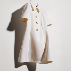 👜 Gucci | Vestido de crepé de lana con botón de Doble G